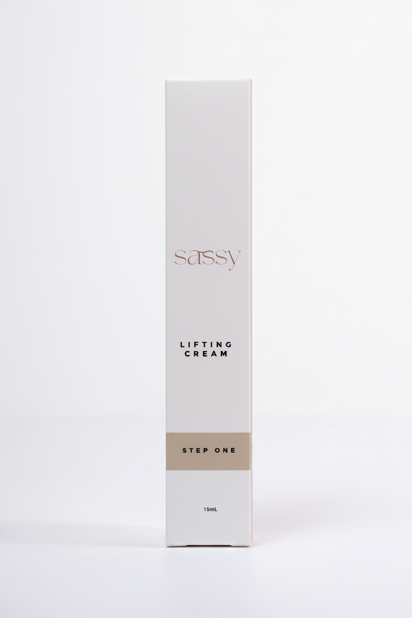 Sassy Lifting Cream - White Background